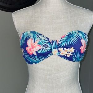 Victoria's Secret small floral bikini top